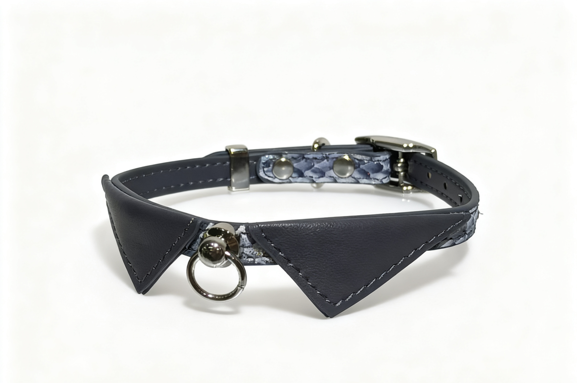 Haute Couture Knife-cut Snake Pattern Sequin Collar